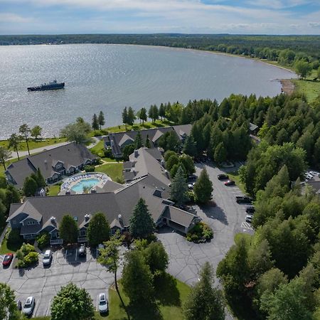 Baileys Harbor Yacht Club Resort Exterior photo